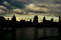 Sombre Thames Vista